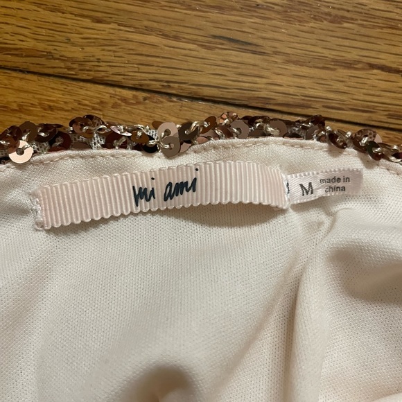 NWOT Francesca's Gold Sequin Tank Top - Picture 3 of 3